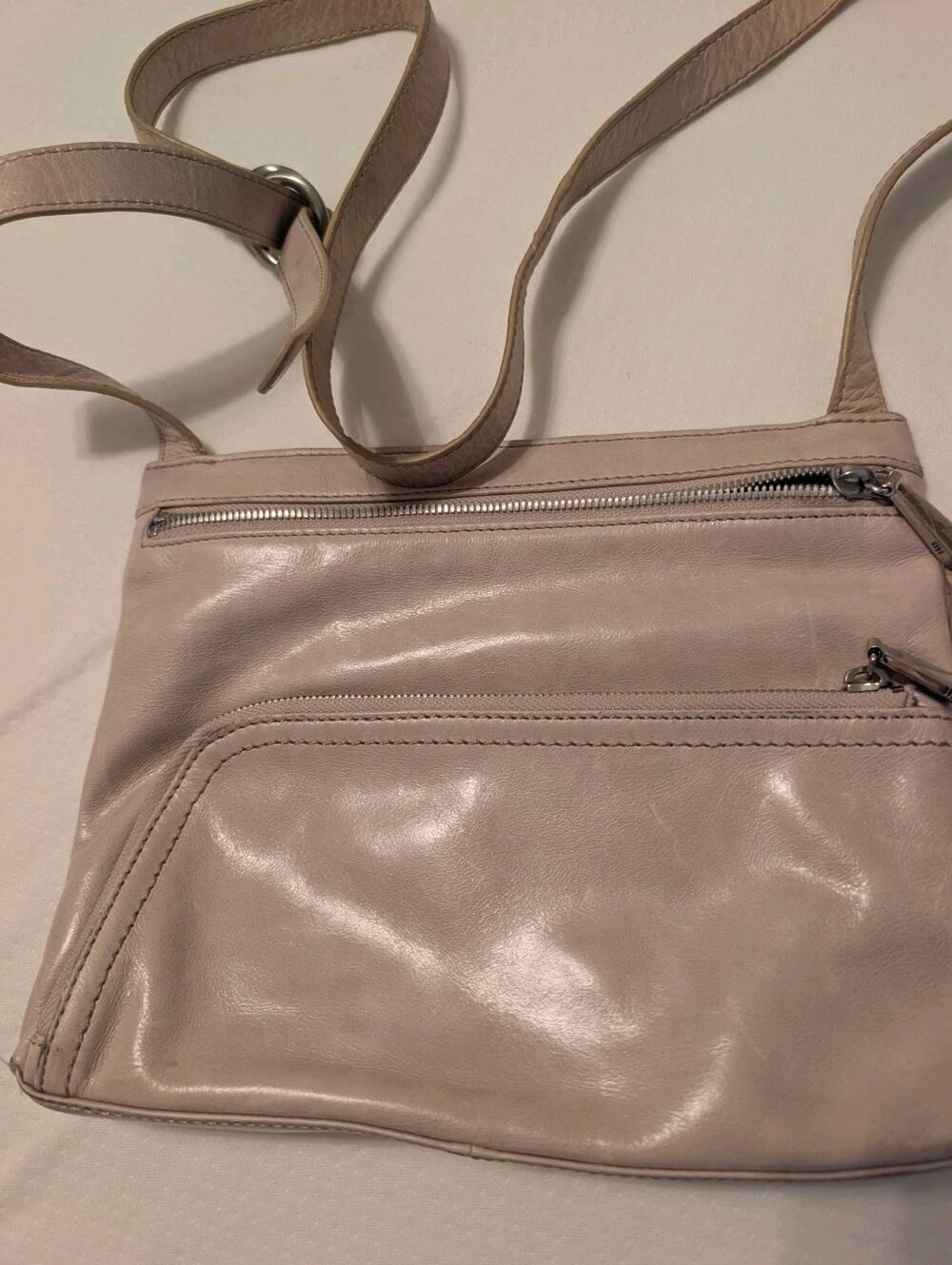 HOBO INTERNATIONAL Beige Leather Small Slim Crossbody Bag, Luxury multi pocket